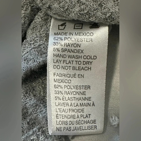 Paper Crane cropped waffle knit hooded sweater. Grey Size small - Picture 6 of 6